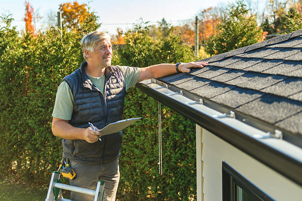 Professional Roofing technician working in Dennis, TX